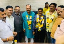 वरेली ग्राम पंचायत के नव निर्वाचित सरपंच एवं सदस्यो को किया सम्मानित