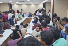 रामनवमी पर बंद को लेकर फोस्टा अध्यक्ष के चेहरे पर कालिख पोती