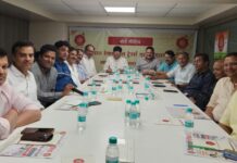 जल संचय की जागरूकता के लिए कपड़े के बिलों पर स्लोगन लिखेंगे व्यापारी