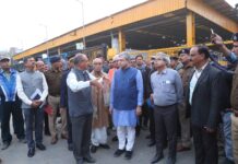 रेल मंत्री अश्विनी वैष्णव ने लिया महाकुंभ की तैयारी का जायजा