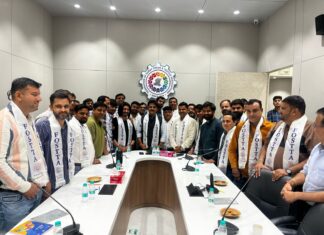 फोस्टा की ओर से आहूत बैठक मे व्यापारियों के साथ सुरक्षित व्यापार को लेकर हुई चर्चा