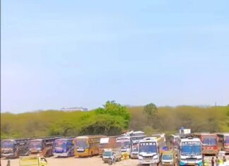 लक्ज़री बसों की हड़ताल से यात्रियों को हो रही है परेशानी